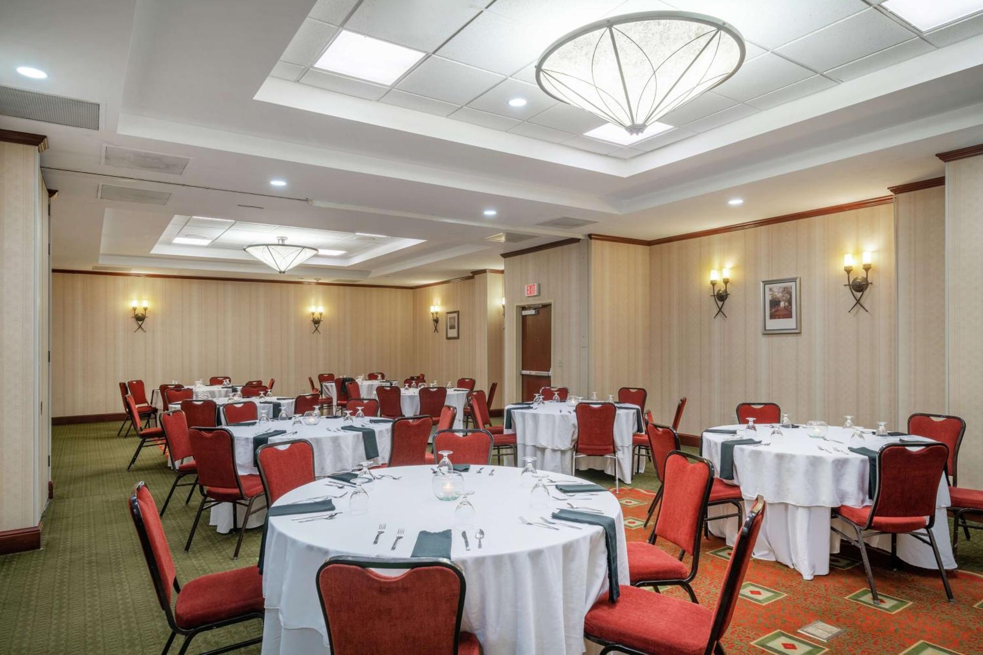 Hilton Garden Inn Моргантаун Екстер'єр фото