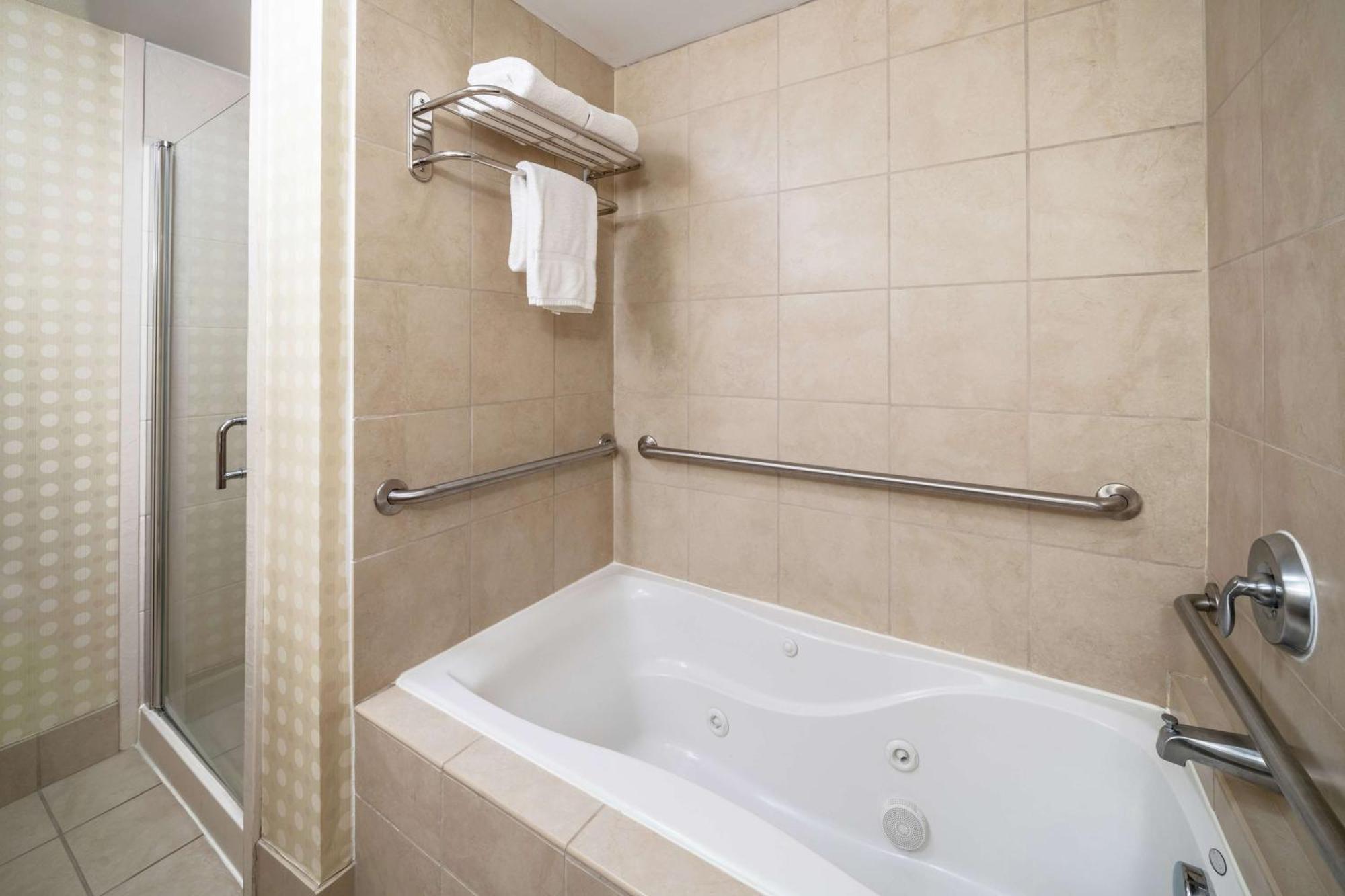 Hilton Garden Inn Моргантаун Екстер'єр фото